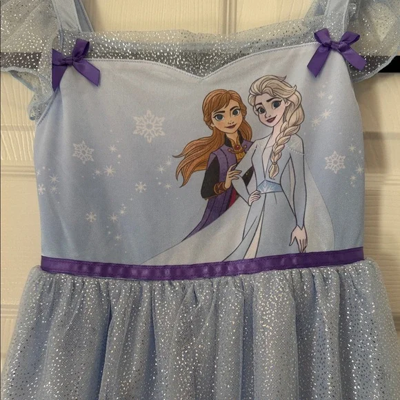 Like New Disney Frozen Elsa Anna Sleeveless Nightgown Dress Costume size 6 - Picture 7 of 8
